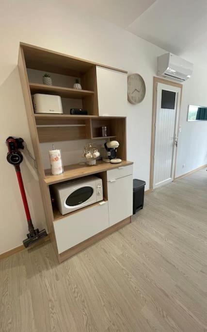 A Ranochja Apartment Ventiseri Bagian luar foto