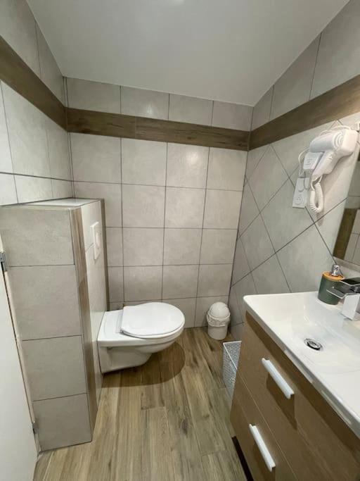 A Ranochja Apartment Ventiseri Bagian luar foto